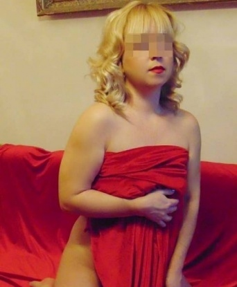 Аппетитная брюнетка с изысканными формами и игривым нравом ждет встречи с состоятельным джентльменом. Обещаю море удовольствия и ярких эмоций. Звони, и мы с тобой не заскучаем! 892, 45 лет